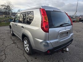 Nissan X-Trail 2009 y Off-road / Crossover