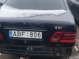 Mercedes-Benz E 220 2000 y parts