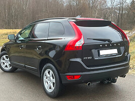 Volvo XC60 2010 г Внедорожник / Кроссовер