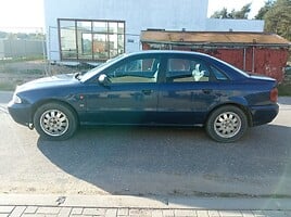 Audi A4 1995 г Седан