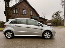 Mercedes-Benz B 180 2006 y Hatchback