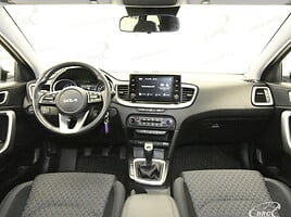 Kia Cee'd 1.0 T-GDI 2022 г