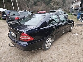 Mercedes-Benz C 220 2004 y Sedan