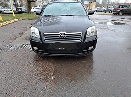 Toyota Avensis 2003 y Wagon