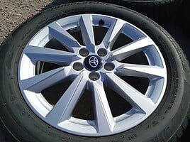 Toyota Siunciam, 6.5J ET40 light alloy R16 rims