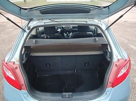 Mazda 2 2008 y Hatchback