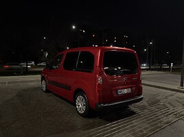 Citroen Berlingo 2010 г Минивэн