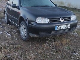 Volkswagen Golf 2000 m Hečbekas