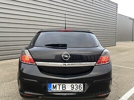 Opel Astra GTC 2006 m