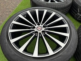 Seat Siunciam, 8.5J ET30 light alloy R20 rims