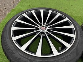 Seat Siunciam, 8.5J ET30 light alloy R20 rims