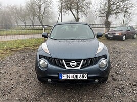 Nissan Juke 2011 г Внедорожник / Кроссовер