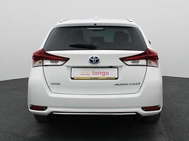 Toyota Auris 2016 г Универсал