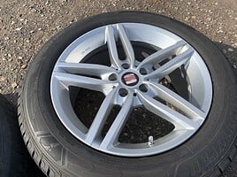 Seat Siunciam, 8J ET30 light alloy R18 rims