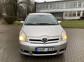 Toyota Corolla Verso 2005 y Van