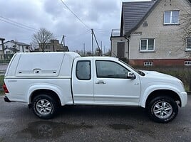 Isuzu D-Max 2009 г Пикап