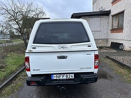 Isuzu D-Max 2009 г Пикап