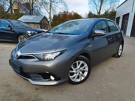 Toyota Auris Hybrid 2017 y