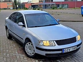 Volkswagen Passat 1998 г Седан