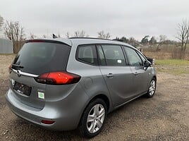 Opel Zafira Tourer 2013 m Vienatūris