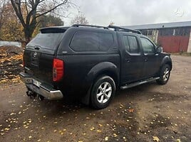 Nissan Navara 2010 г Внедорожник / Кроссовер