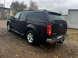 Nissan Navara 2010 г Внедорожник / Кроссовер