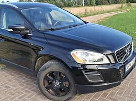 Volvo XC60 2012 y Off-road / Crossover