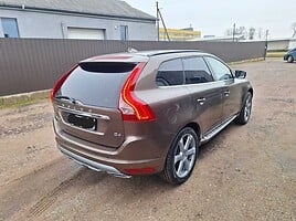 Volvo XC60 2014 y Off-road / Crossover