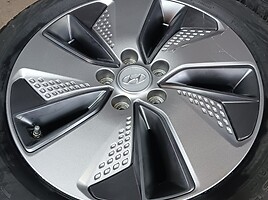 Hyundai light alloy R17 rims