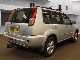 Nissan X-Trail 2005 y Off-road / Crossover