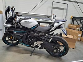 CFMOTO 450SR 2023 y Sport / Superbike motorcycle