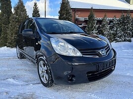 Nissan Note 2010 y Hatchback