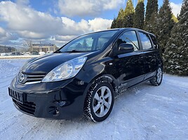 Nissan Note 2010 y Hatchback