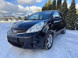 Nissan Note 2010 y Hatchback