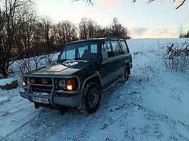 Isuzu Trooper 1985 y Off-road / Crossover