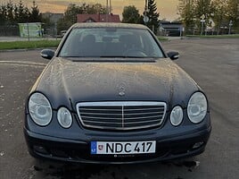 Mercedes-Benz E 220 2004 y Sedan