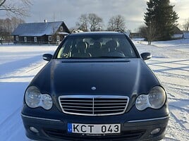 Mercedes-Benz C 220 2005 m Universalas