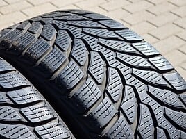 Bridgestone BLIZZAK LM-32, 2022m R16 winter tyres passanger car