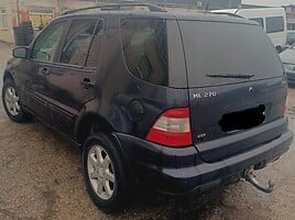 Mercedes-Benz ML 270 2003 г Внедорожник / Кроссовер