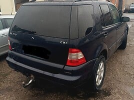 Mercedes-Benz ML 270 2003 г Внедорожник / Кроссовер