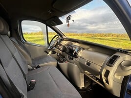 Renault Trafic 2005 г Микроавтобус