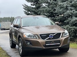 Volvo XC60 2010 г Внедорожник / Кроссовер