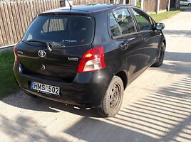 Toyota Yaris 2008 y Hatchback