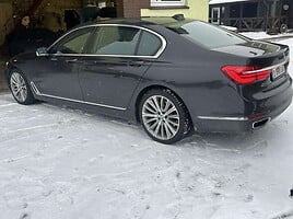 Bmw 750 2016 y Sedan