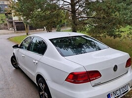 Volkswagen Passat 2011 г Седан