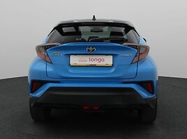 Toyota C-HR 2019 г Внедорожник / Кроссовер