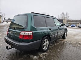 Subaru Forester 2000 г Внедорожник / Кроссовер