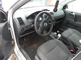 Volkswagen Polo 2003 y parts