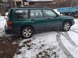 Subaru Forester 1999 г Внедорожник / Кроссовер