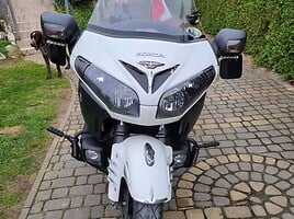 Honda Goldwing 2015 г Чопер / Cruiser / Custom мотоцикл